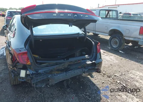 2023 Hyundai Sonata Hybrid Limited z USA, uszkodzony, nr VIN KMHL54JJ4PA079640